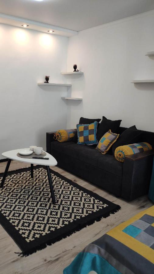 Apartment On Panfilova 114 알마티 외부 사진